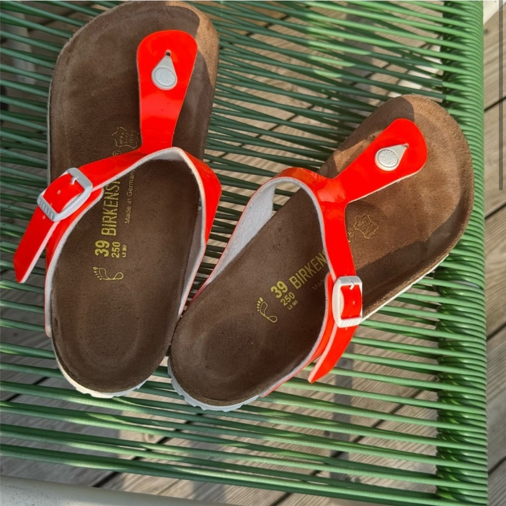Birkenstock Gizeh patent neon Orange Brown Sandals with Contoured Footbed